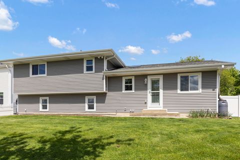Tiny photo for 2217 Manico Drive, Crest Hill, IL 60403 (MLS # 12617086)