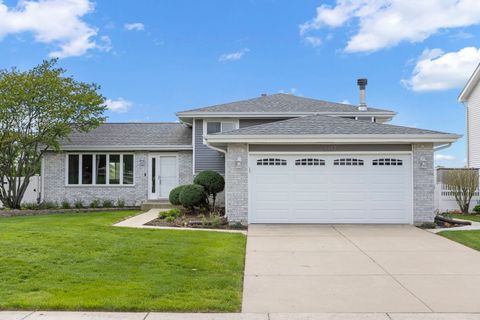 Photo of 2217 Manico Drive, Crest Hill, IL 60403 (MLS # 12617086)