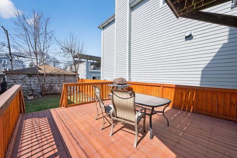 Tiny photo for 3914 N MOZART Street, Chicago, IL 60618 (MLS # 12605756)