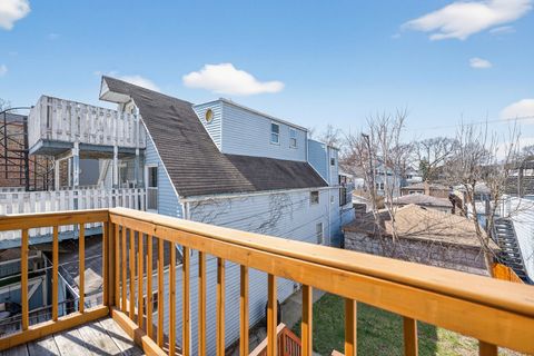 Tiny photo for 3914 N MOZART Street, Chicago, IL 60618 (MLS # 12605756)