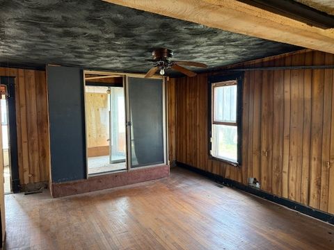 Tiny photo for 600 Dewey Street, Eldorado, IL 62930 (MLS # 12599342)