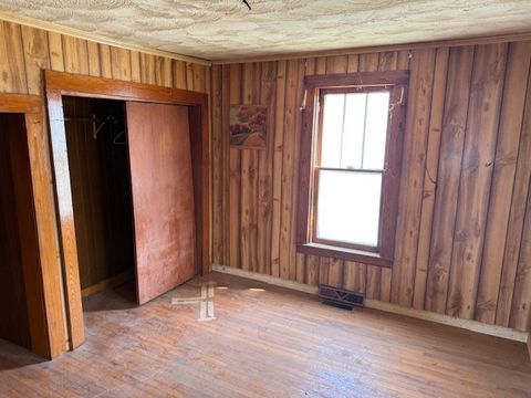 Tiny photo for 600 Dewey Street, Eldorado, IL 62930 (MLS # 12599342)