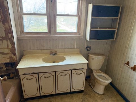 Tiny photo for 600 Dewey Street, Eldorado, IL 62930 (MLS # 12599342)