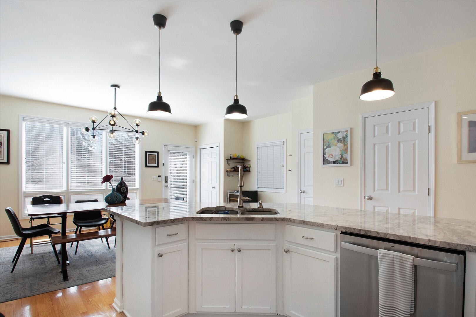 1215 W 33rd Street