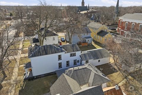 Tiny photo for 1009 Paul Street, Ottawa, IL 61350 (MLS # 12550251)