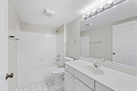 Tiny photo for 1922 Heron Avenue #B, Schaumburg, IL 60193 (MLS # 12747532)