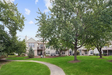 Tiny photo for 1922 Heron Avenue #B, Schaumburg, IL 60193 (MLS # 12747532)