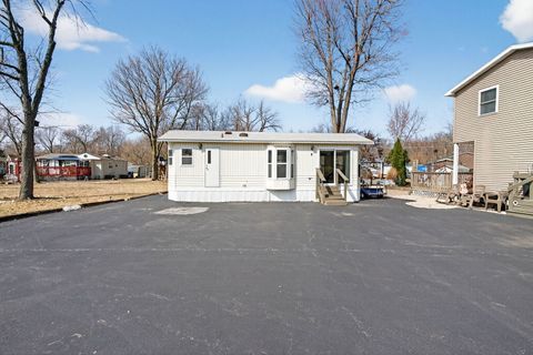 Tiny photo for 2 Largemouth Lane, Wilmington, IL 60481 (MLS # 12587978)