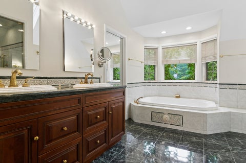 Tiny photo for 6755 N Jean Avenue, Chicago, IL 60646 (MLS # 12782724)