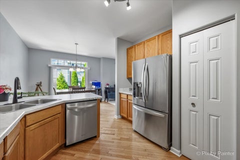 Tiny photo for 375 WOLCOTT Lane #375, Batavia, IL 60510 (MLS # 12698173)