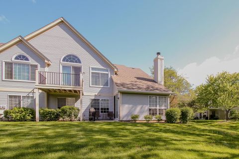 Tiny photo for 446 Cromwell Circle #1, Bartlett, IL 60103 (MLS # 12649218)