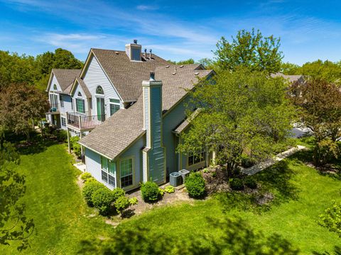 Tiny photo for 446 Cromwell Circle #1, Bartlett, IL 60103 (MLS # 12649218)