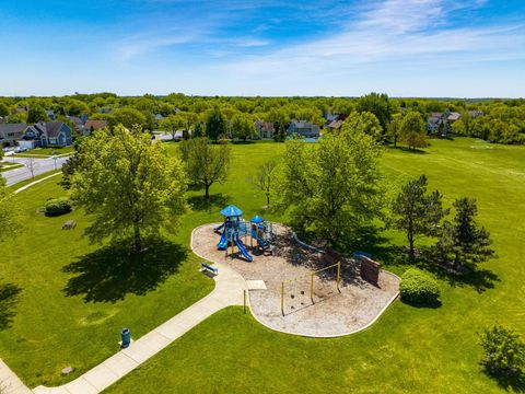 Tiny photo for 446 Cromwell Circle #1, Bartlett, IL 60103 (MLS # 12649218)