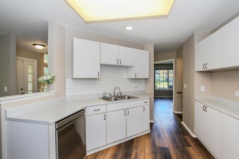 Tiny photo for 446 Cromwell Circle #1, Bartlett, IL 60103 (MLS # 12649218)