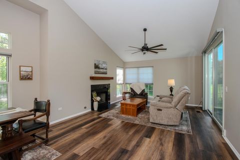 Tiny photo for 446 Cromwell Circle #1, Bartlett, IL 60103 (MLS # 12649218)