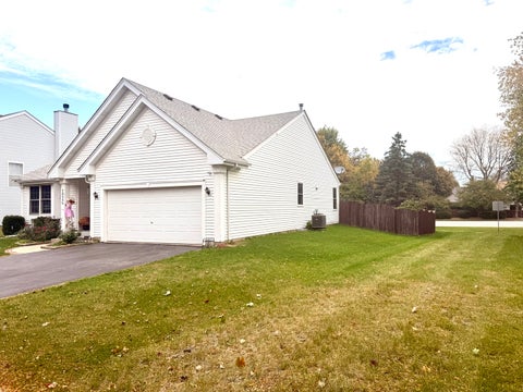 Tiny photo for 7055 Nathan Lane, Carpentersville, IL 60110 (MLS # 12787335)