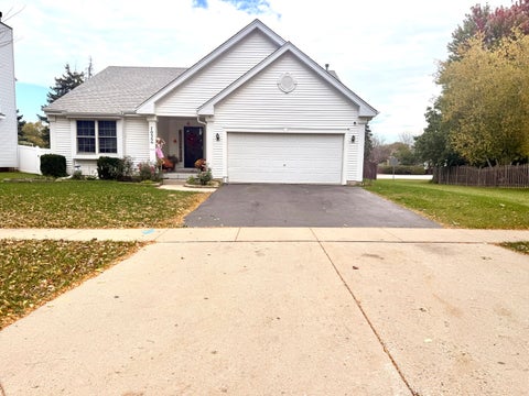 Photo of 7055 Nathan Lane, Carpentersville, IL 60110 (MLS # 12787335)