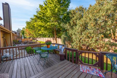 Tiny photo for 976 Indian Boundary Drive, Westmont, IL 60559 (MLS # 12494480)