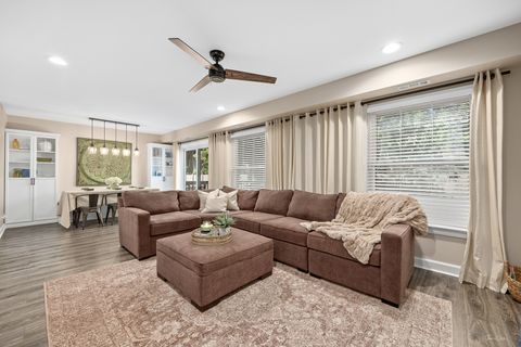 Tiny photo for 976 Indian Boundary Drive, Westmont, IL 60559 (MLS # 12494480)