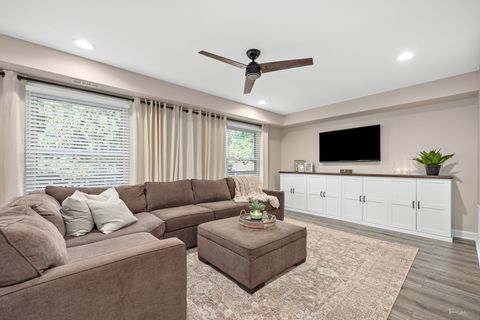 Tiny photo for 976 Indian Boundary Drive, Westmont, IL 60559 (MLS # 12494480)