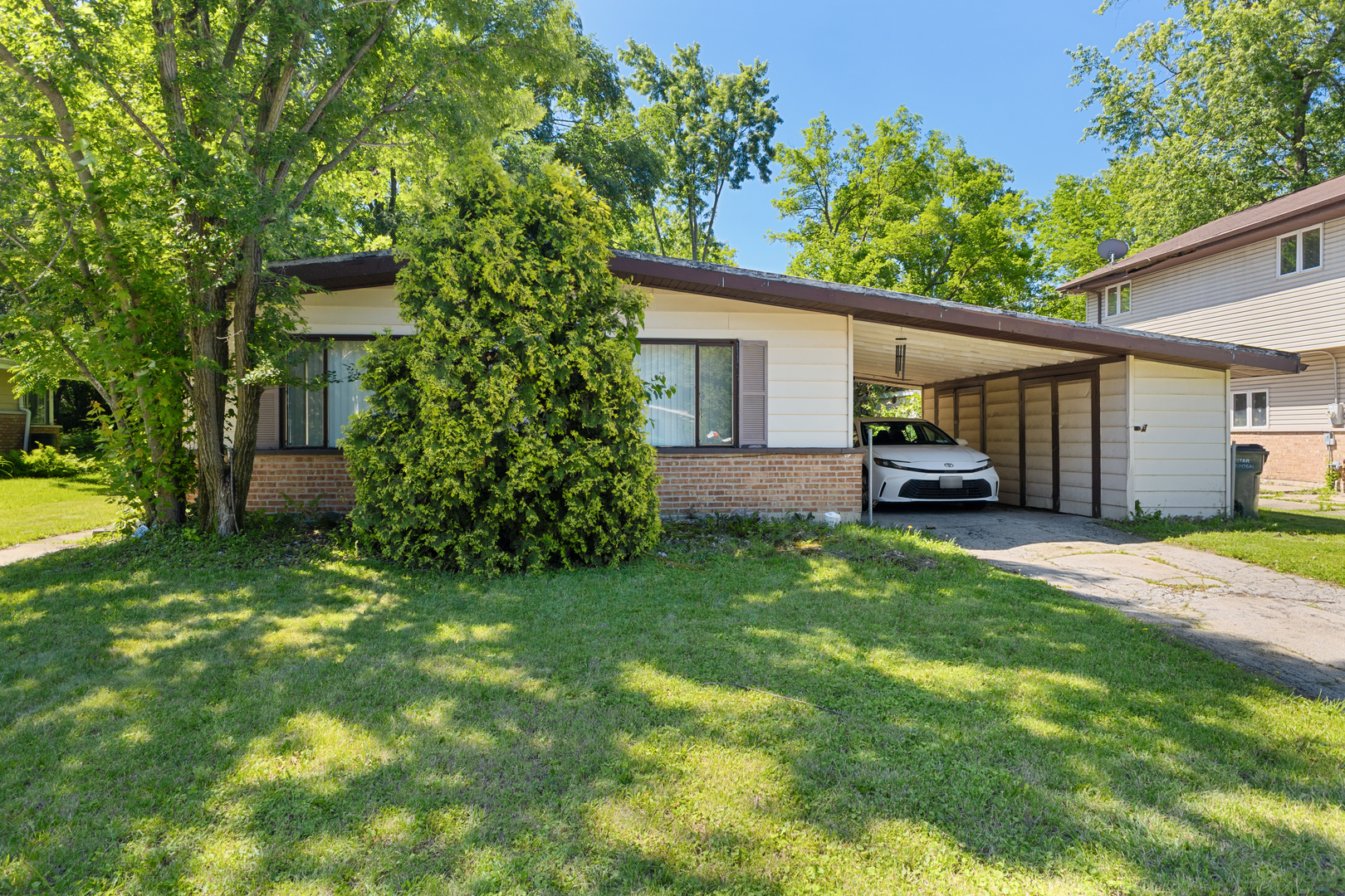 329 Somonauk Street