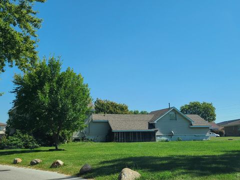 Photo of South Holland, IL 60473 (MLS # 12473457)