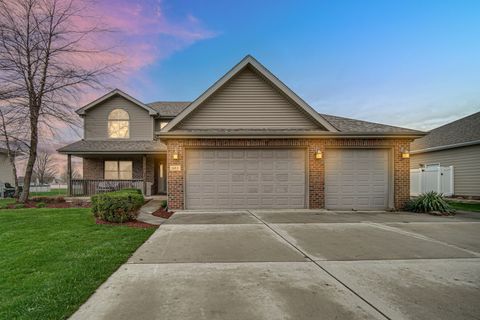 Tiny photo for 683 Sandburg Drive, Manteno, IL 60950 (MLS # 12616213)