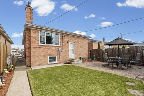 Tiny photo for 8318 S Keeler Avenue, Chicago, IL 60652 (MLS # 12601236)