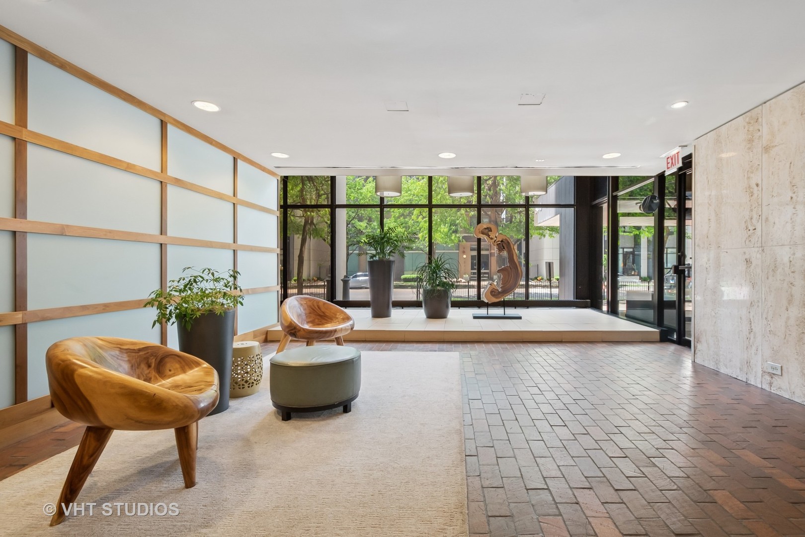 5445 N Sheridan Road 1515