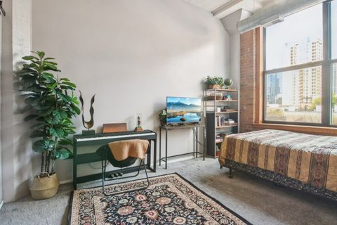 Tiny photo for 1601 S Michigan Avenue #306, Chicago, IL 60616 (MLS # 12496494)
