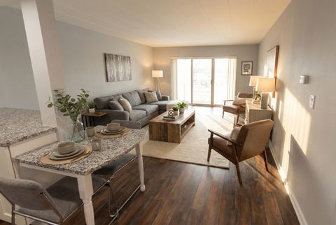 Tiny photo for 2900 Maple Avenue #15C, Downers Grove, IL 60515 (MLS # 12543710)