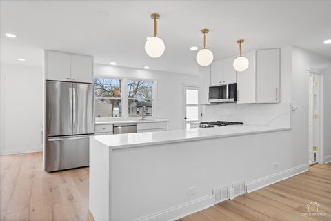 Tiny photo for 8766 S 83rd Court, Hickory Hills, IL 60457 (MLS # 12620109)