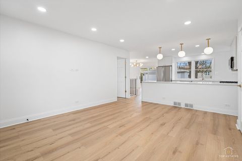 Tiny photo for 8766 S 83rd Court, Hickory Hills, IL 60457 (MLS # 12620109)