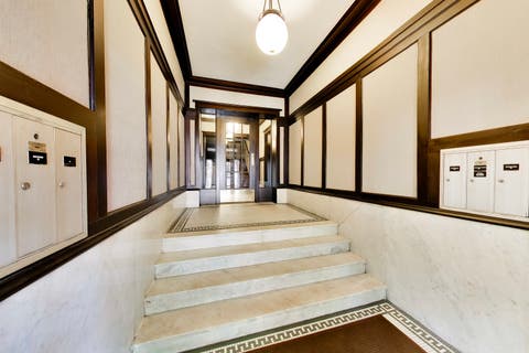 Tiny photo for 941 W Winona Street #1W, Chicago, IL 60640 (MLS # 12738360)