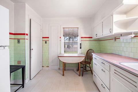 Tiny photo for 4850 162nd Street, Oak Forest, IL 60452 (MLS # 12520406)