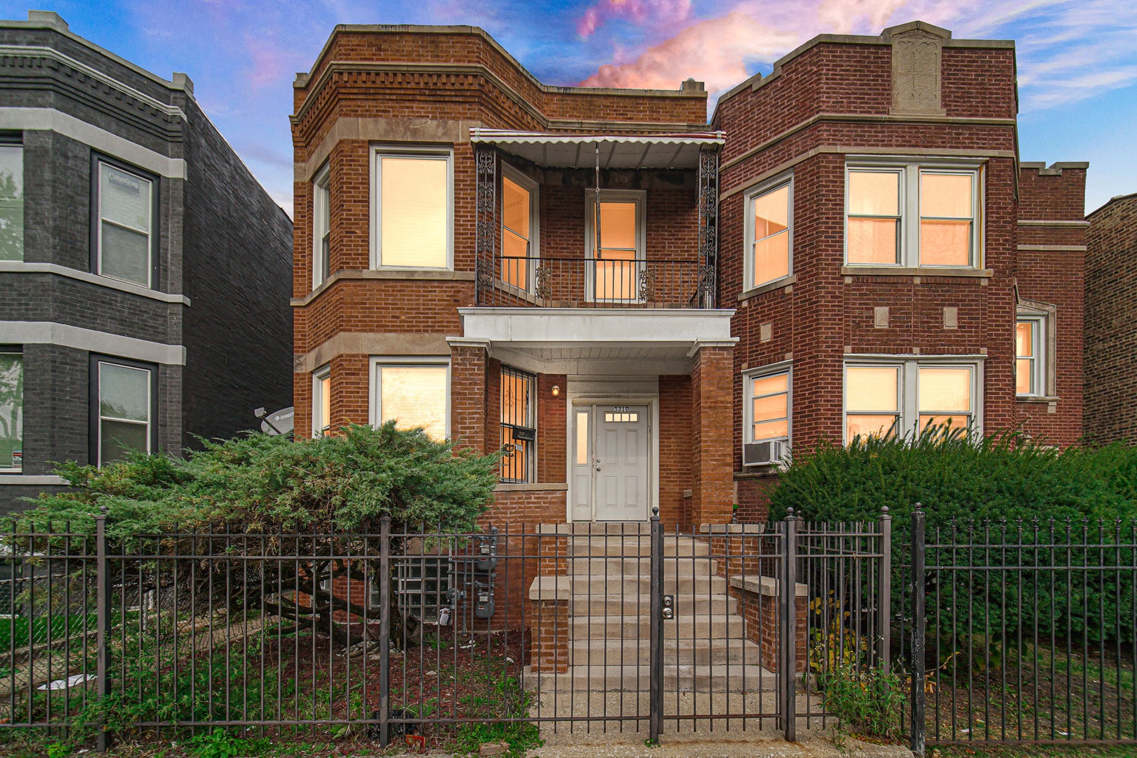 5310 W Adams Street