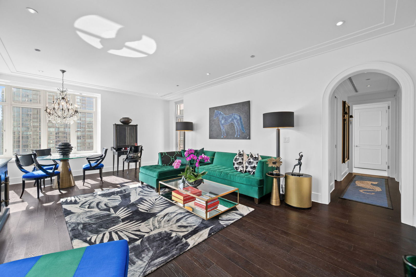 118 E Erie Street 25D