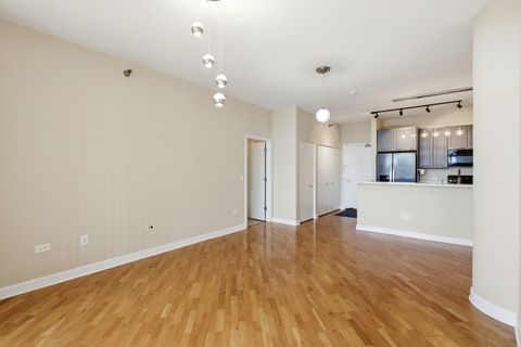 Tiny photo for 1322 S Prairie Avenue #408, Chicago, IL 60605 (MLS # 12521139)