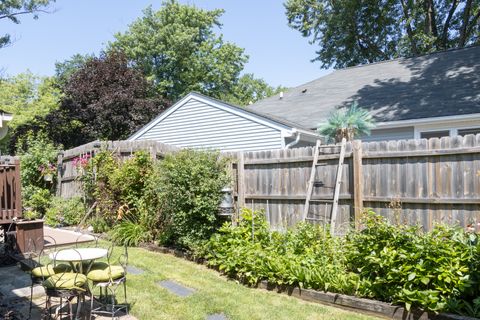 Tiny photo for 18148 W Lindenwood Drive, Grayslake, IL 60030 (MLS # 12702957)