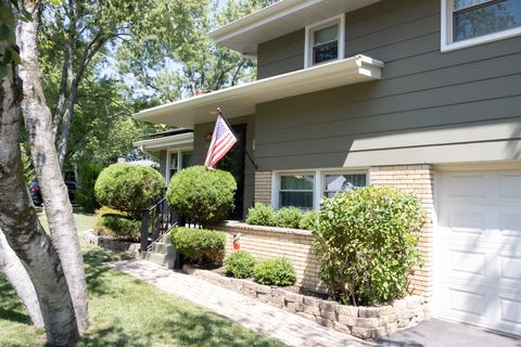 Tiny photo for 18148 W Lindenwood Drive, Grayslake, IL 60030 (MLS # 12702957)