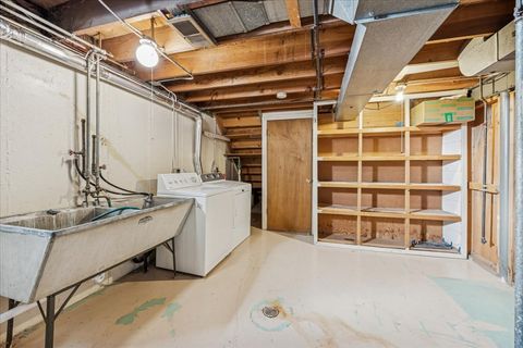 Tiny photo for 11121 Martindale Drive, Westchester, IL 60154 (MLS # 12539028)