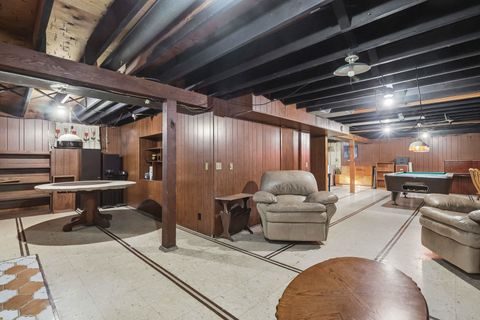 Tiny photo for 2121 W 34th Street, Davenport, IA 52806 (MLS # 12549346)