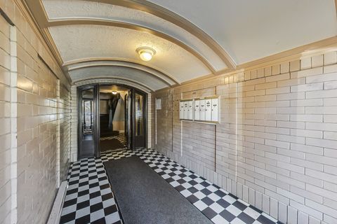 Tiny photo for 1465 W Fargo Avenue #2, Chicago, IL 60626 (MLS # 12621085)