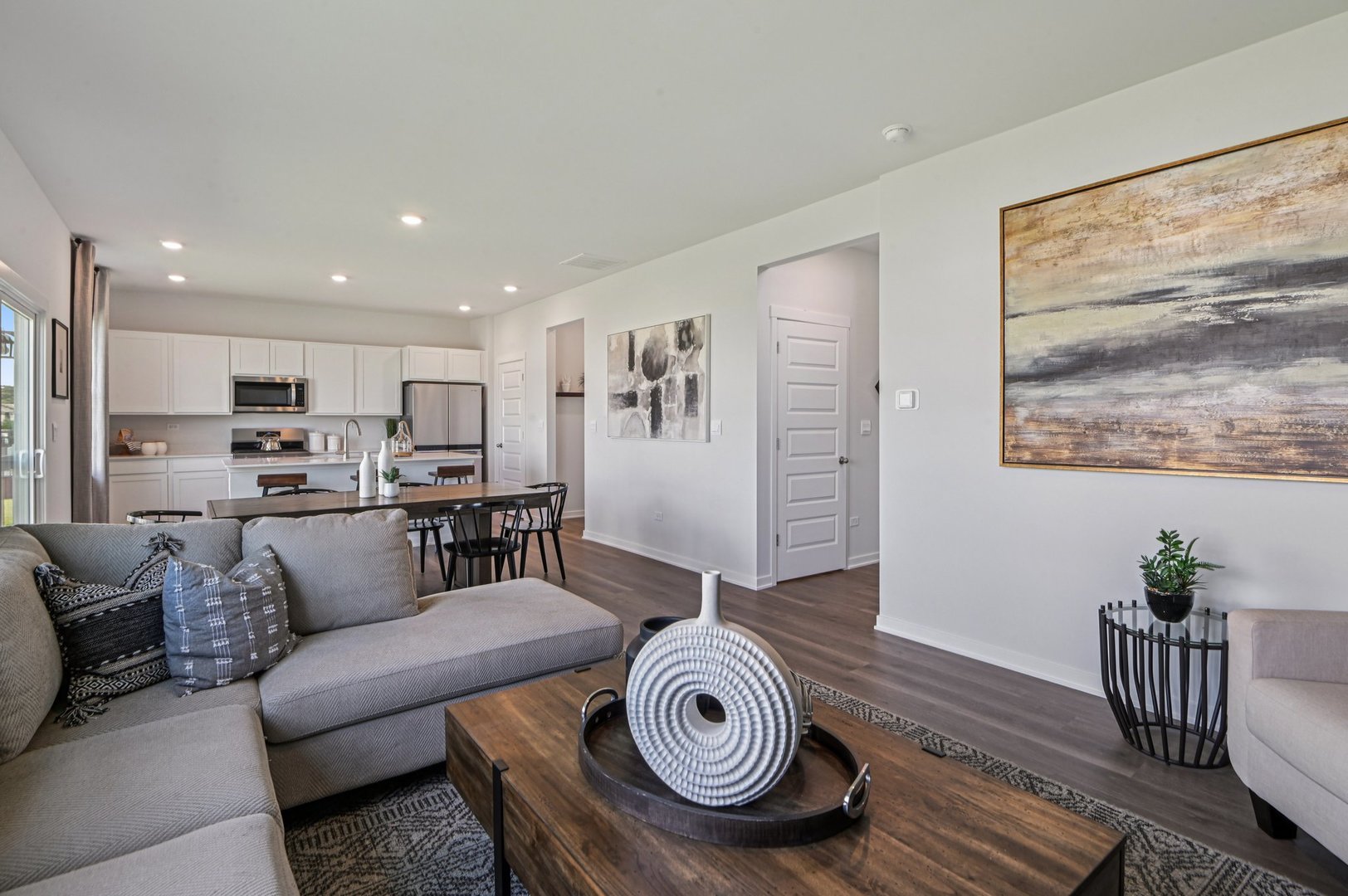 966 Garnet Lane