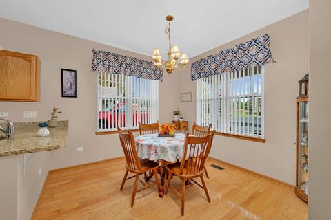 Tiny photo for 21476 Mays Lake Court, Crest Hill, IL 60403 (MLS # 12531219)