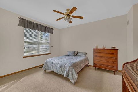 Tiny photo for 21476 Mays Lake Court, Crest Hill, IL 60403 (MLS # 12531219)