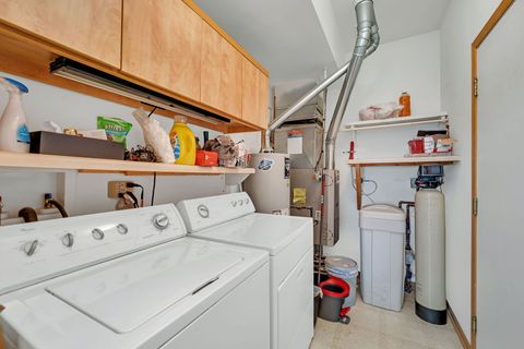 Tiny photo for 21476 Mays Lake Court, Crest Hill, IL 60403 (MLS # 12531219)