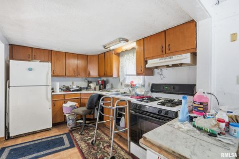 Tiny photo for 4616 S CONCORD Street, Davenport, IA 52802 (MLS # QC4269653)