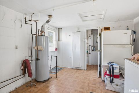 Tiny photo for 4616 S CONCORD Street, Davenport, IA 52802 (MLS # QC4269653)