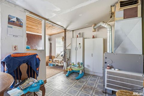 Tiny photo for 4616 S CONCORD Street, Davenport, IA 52802 (MLS # QC4269653)